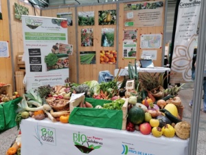 stand fruits et légumes Les Paniers Bio Solidaires